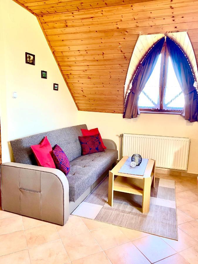 Apartamento Katalin App. Zalagyoengye Zalakaros Exterior foto