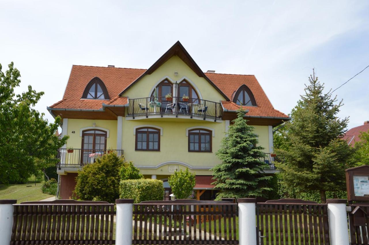 Apartamento Katalin App. Zalagyoengye Zalakaros Exterior foto