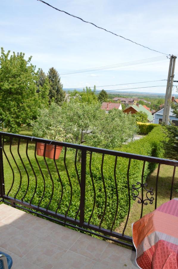 Apartamento Katalin App. Zalagyoengye Zalakaros Exterior foto